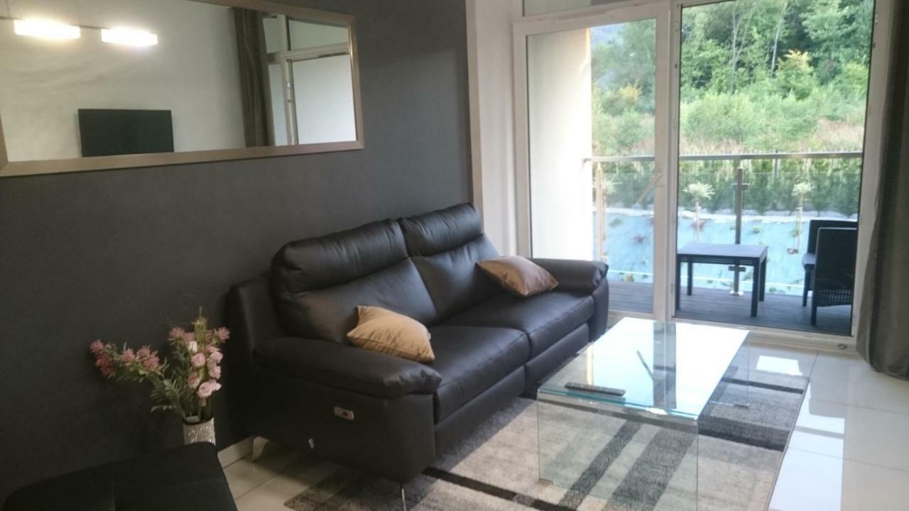 Apartament Debowiec Apartment บีเอสโก-เบียวา ภายนอก รูปภาพ